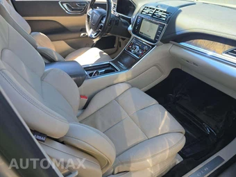 2017 Lincoln Continental Select – miniatura 18