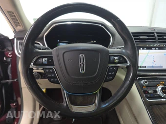 2017 Lincoln Continental Select - miniatura 10