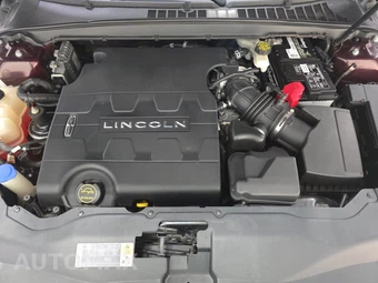 2017 Lincoln Continental Select - miniatura 15