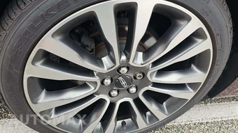 2017 Lincoln Continental Select - miniatura 26