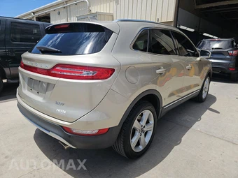 2017 Lincoln MKC Premiere - miniatura 4