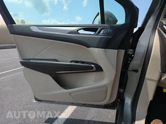2017 Lincoln MKC Premiere – miniatura 9