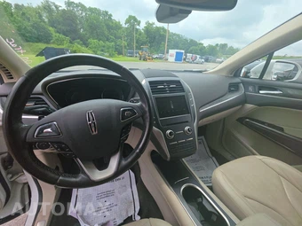 2017 Lincoln MKC Reserve – miniatura 11