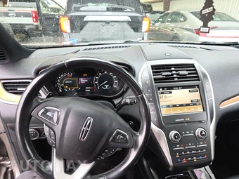 2017 Lincoln MKC Reserve – miniatura 11