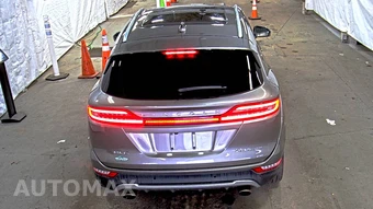 2017 Lincoln MKC Reserve – miniatura 5