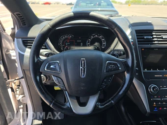 2017 Lincoln MKC Reserve – miniatura 10