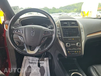 2017 Lincoln MKC Select – miniatura 11