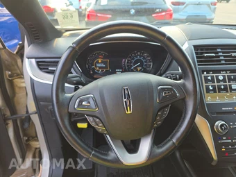2017 Lincoln MKC Select – miniatura 16