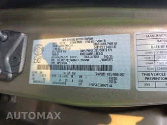 2017 Lincoln MKC Select – miniatura 21