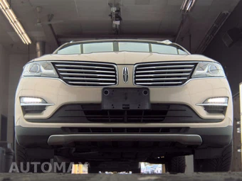 2017 Lincoln MKC Select – miniatura 3