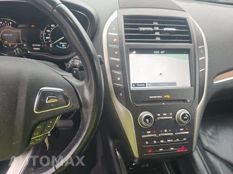 2017 Lincoln MKC Select – miniatura 11