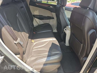 2017 Lincoln MKC Select – miniatura 13