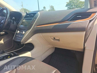 2017 Lincoln MKC Select – miniatura 16