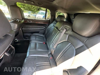 2017 Lincoln MKT w/Livery Pkg – miniatura 13