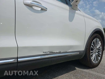 2017 Lincoln MKX Reserve - miniatura 26