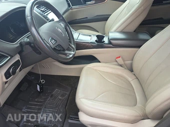 2017 Lincoln MKX Reserve – miniatura 13