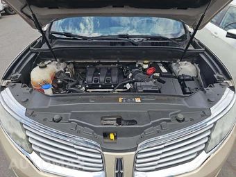 2017 Lincoln MKX Reserve – miniatura 30
