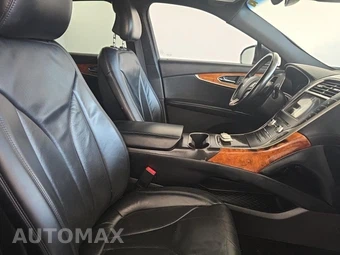 2017 Lincoln MKX Reserve – miniatura 19