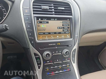 2017 Lincoln MKX Reserve – miniatura 10