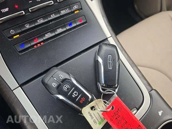 2017 Lincoln MKX Reserve – miniatura 8