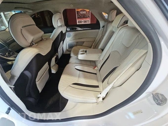 2017 Lincoln MKZ Black Label – miniatura 13