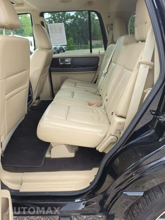 2017 Lincoln Navigator Reserve – miniatura 10