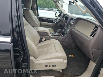2017 Lincoln Navigator Select – miniatura 8