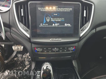 2017 Maserati Ghibli S Q4 – miniatura 11