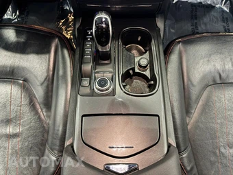 2017 Maserati Ghibli – miniatura 26