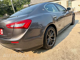 2017 Maserati Ghibli – miniatura 11