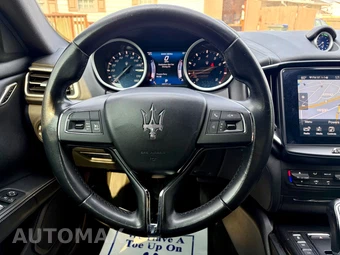 2017 Maserati Ghibli – miniatura 15