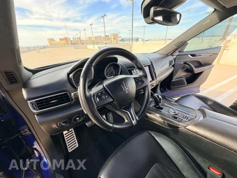 2017 Maserati Levante S – miniatura 21