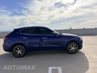 2017 Maserati Levante S – miniatura 8