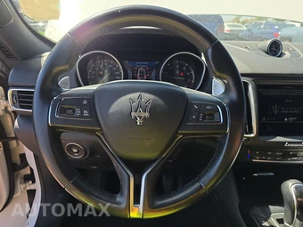 2017 Maserati Levante S – miniatura 10
