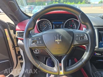 2017 Maserati Levante S – miniatura 10