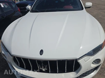 2017 Maserati Levante S – miniatura 15