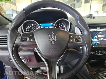 2017 Maserati Levante S – miniatura 10