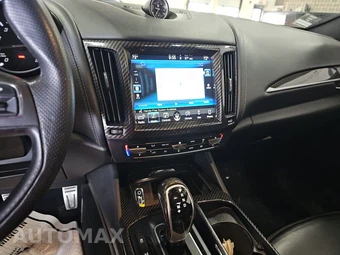 2017 Maserati Levante S – miniatura 11