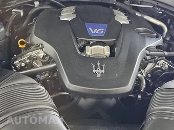2017 Maserati Levante S – miniatura 15