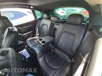 2017 Maserati Levante S – miniatura 13