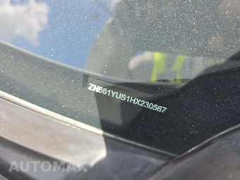 2017 Maserati Levante S – miniatura 5