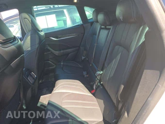 2017 Maserati Levante S – miniatura 13