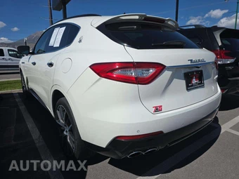 2017 Maserati Levante S – miniatura 2