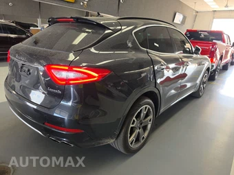 2017 Maserati Levante S - miniatura 4