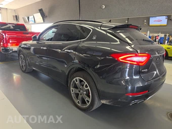 2017 Maserati Levante S - miniatura 6