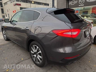 2017 Maserati Levante - miniatura 8