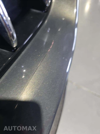2017 Maserati Levante – miniatura 23