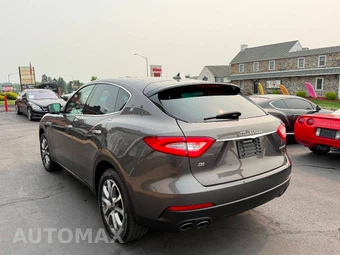 2017 Maserati Levante - miniatura 5