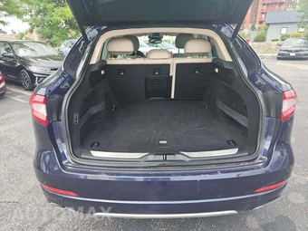 2017 Maserati Levante – miniatura 11