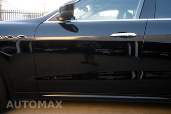2017 Maserati Levante – miniatura 12